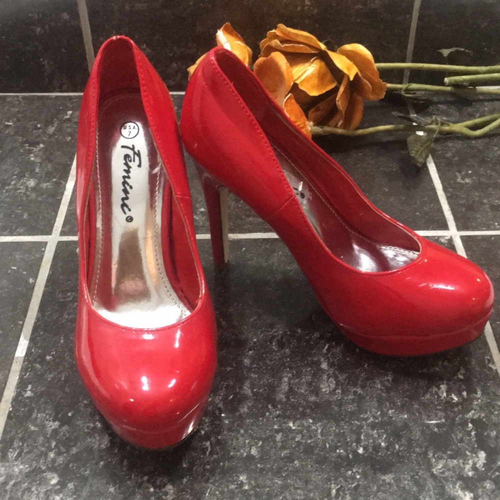 🛍👠Feminine Red Platform Pumps